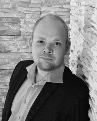 Dennis Isermann, Gründer von VaTo24